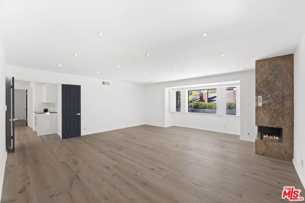 2937 Deep Canyon Drive