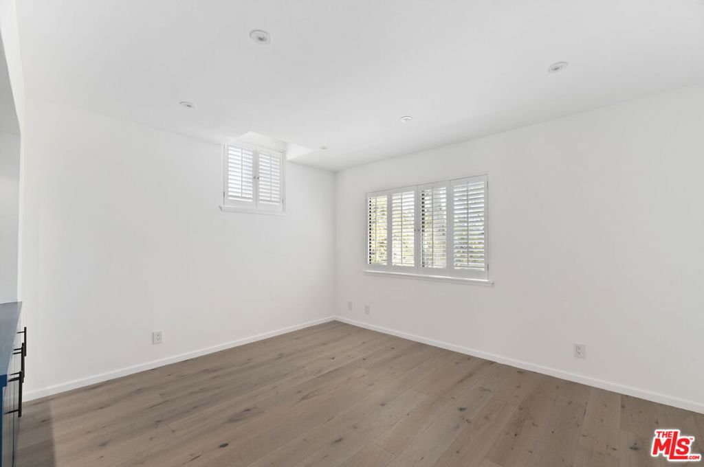 2937 Deep Canyon Drive