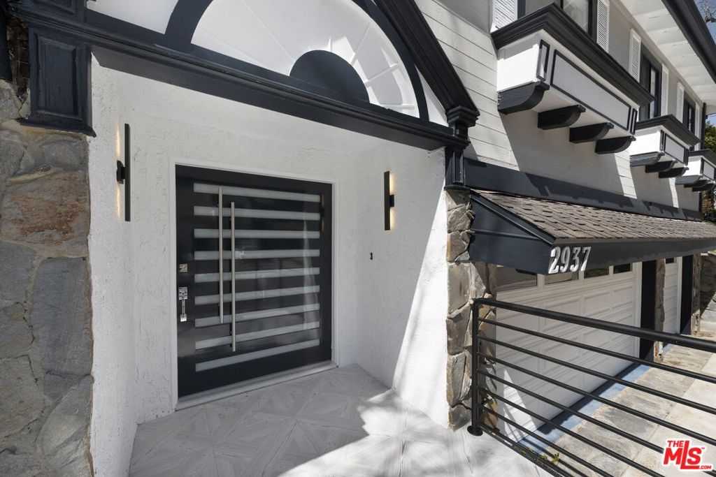 2937 Deep Canyon Drive