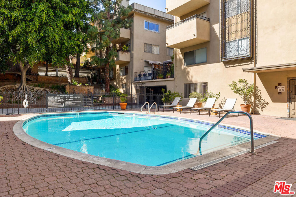 6704 Hillpark Drive 202