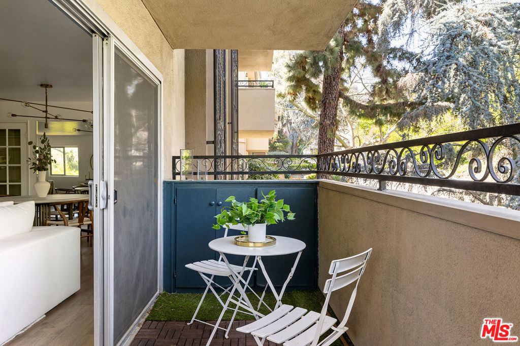 6704 Hillpark Drive 202