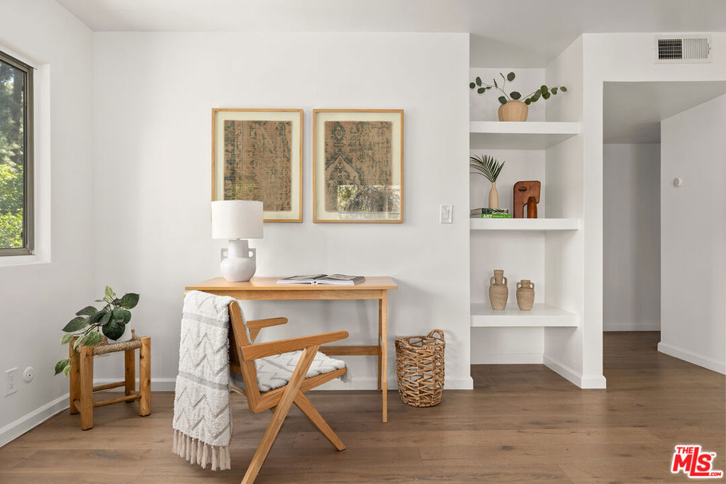 6704 Hillpark Drive 202