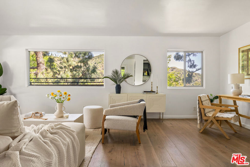 6704 Hillpark Drive 202