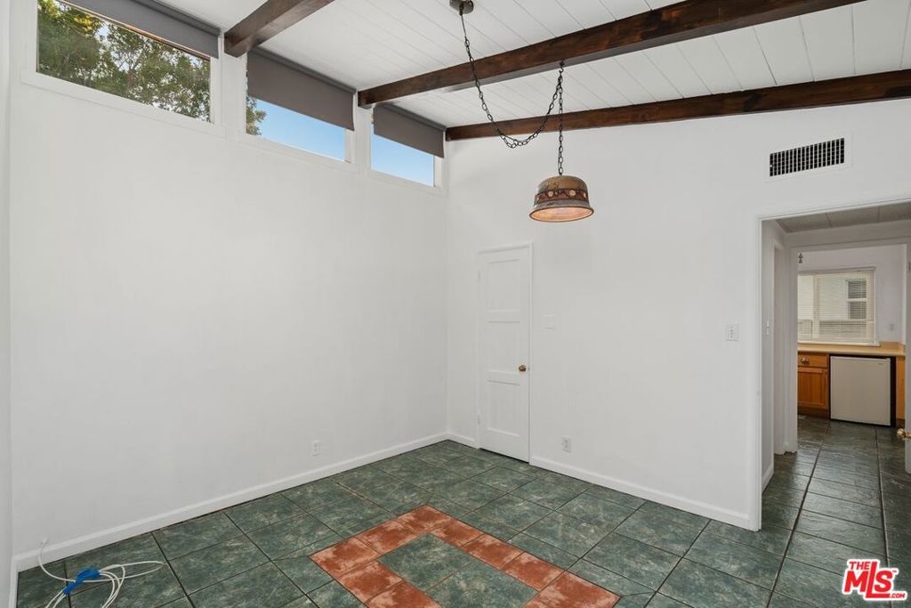 16666 Mccormick Street