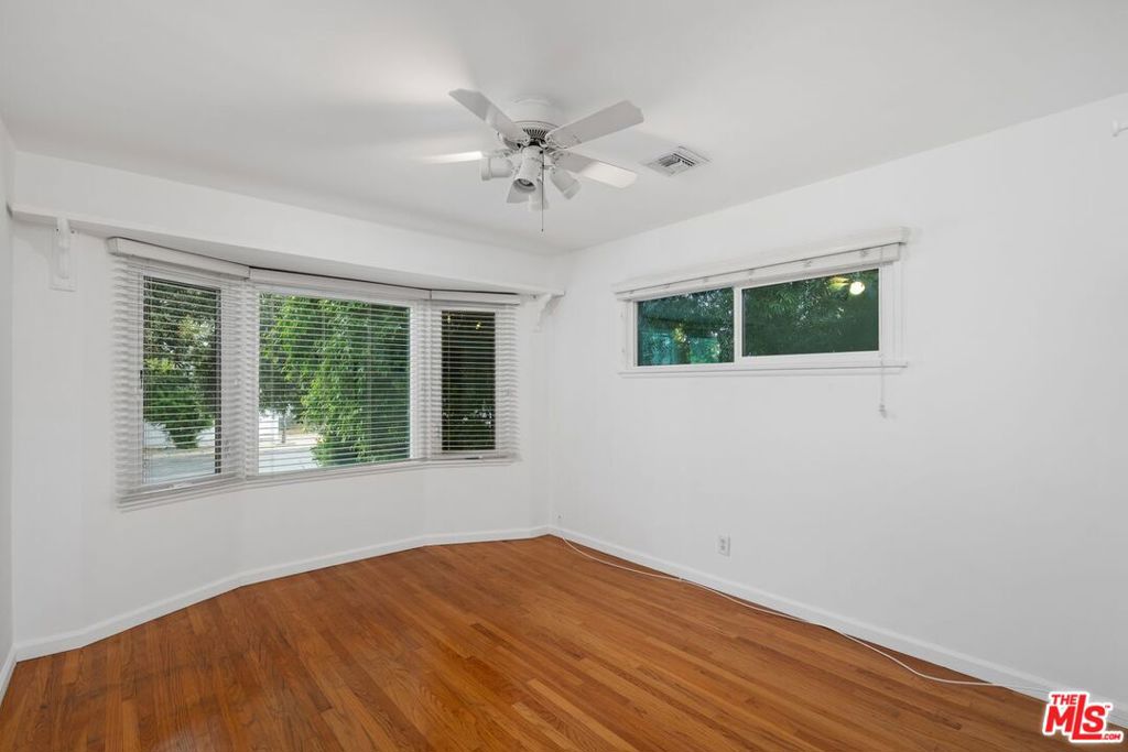 16666 Mccormick Street