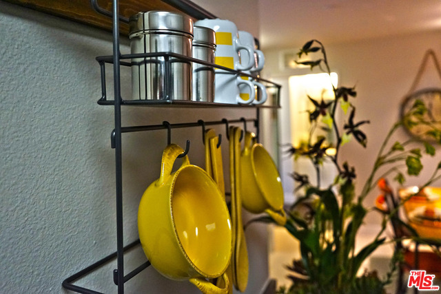 151 E HOLLY Street 2-103