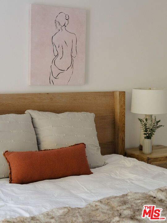 596 N Sierra Madre Boulevard