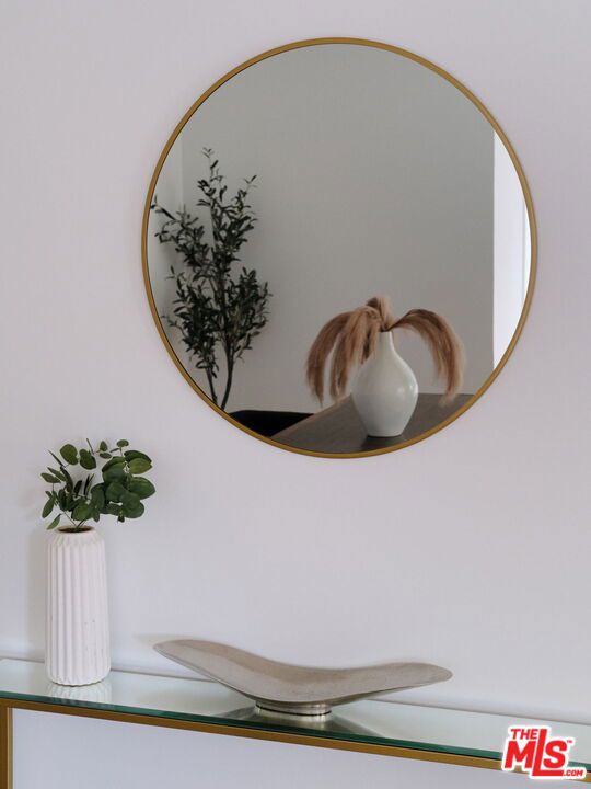 596 N Sierra Madre Boulevard