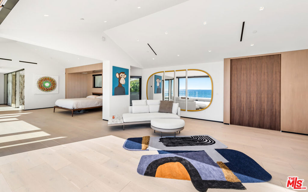 31100 Broad Beach Road