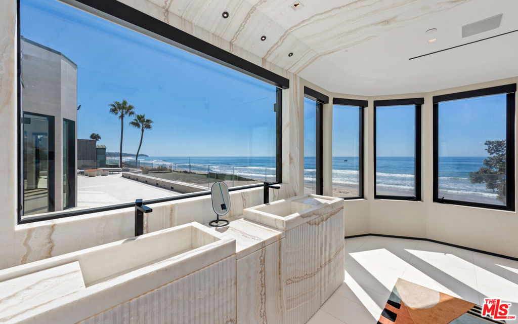 31100 Broad Beach Road