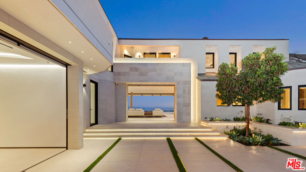 31100 Broad Beach Road