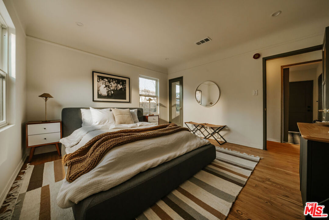 5357 Brynhurst Avenue