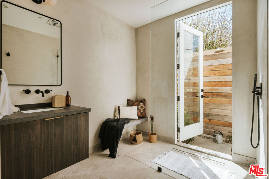 5357 Brynhurst Avenue