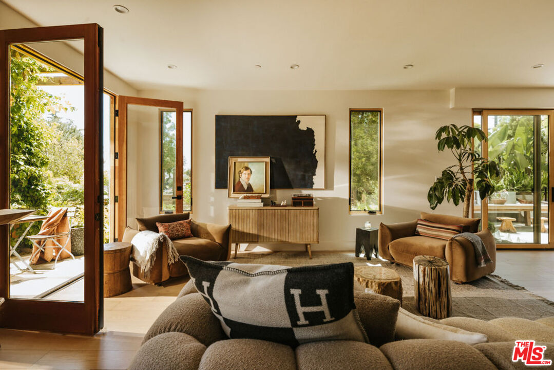 5357 Brynhurst Avenue