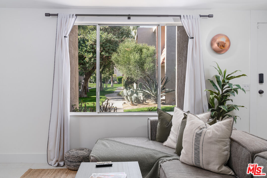 2246 N Indian Canyon Dr Unit: D