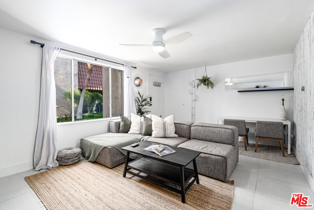 2246 N Indian Canyon Dr Unit: D