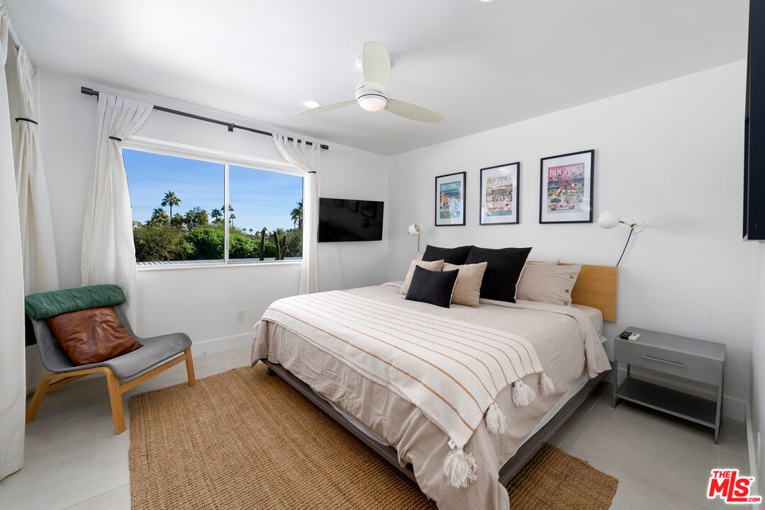 2246 N Indian Canyon Dr Unit: D