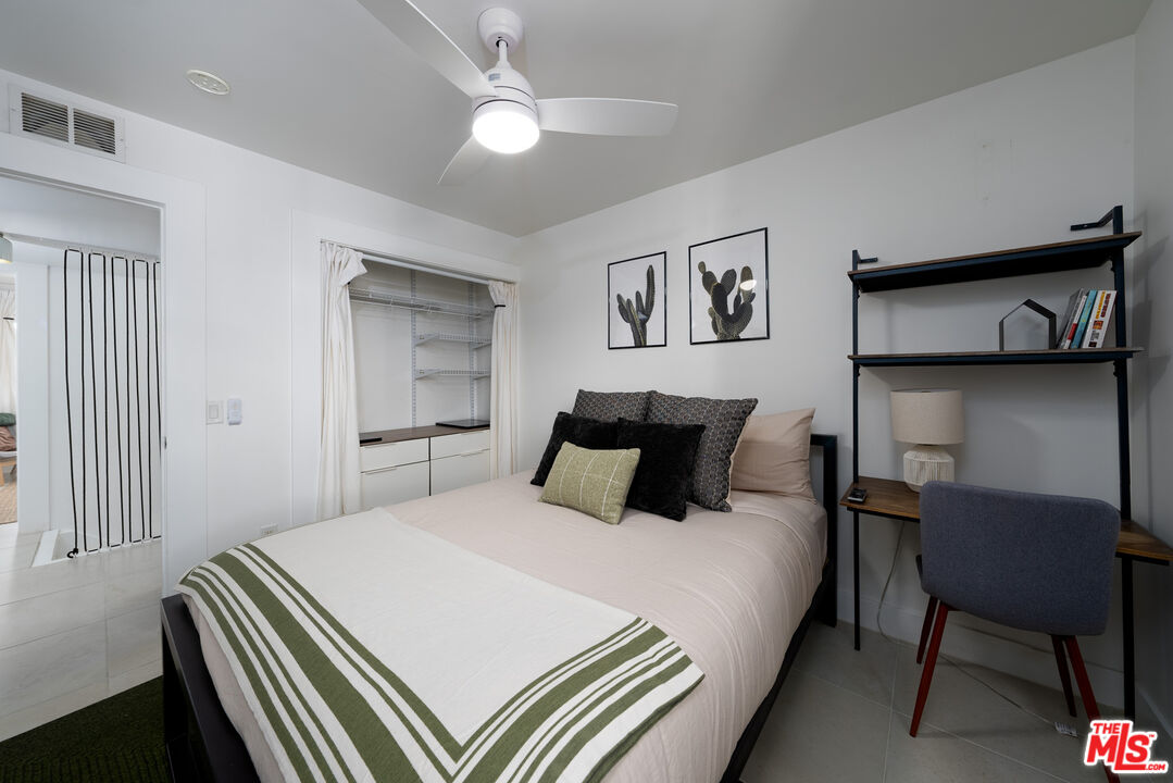 2246 N Indian Canyon Dr Unit: D