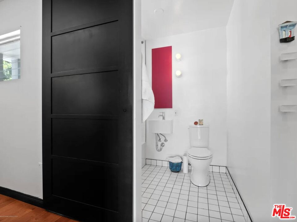 1145 Larrabee St Unit: 20