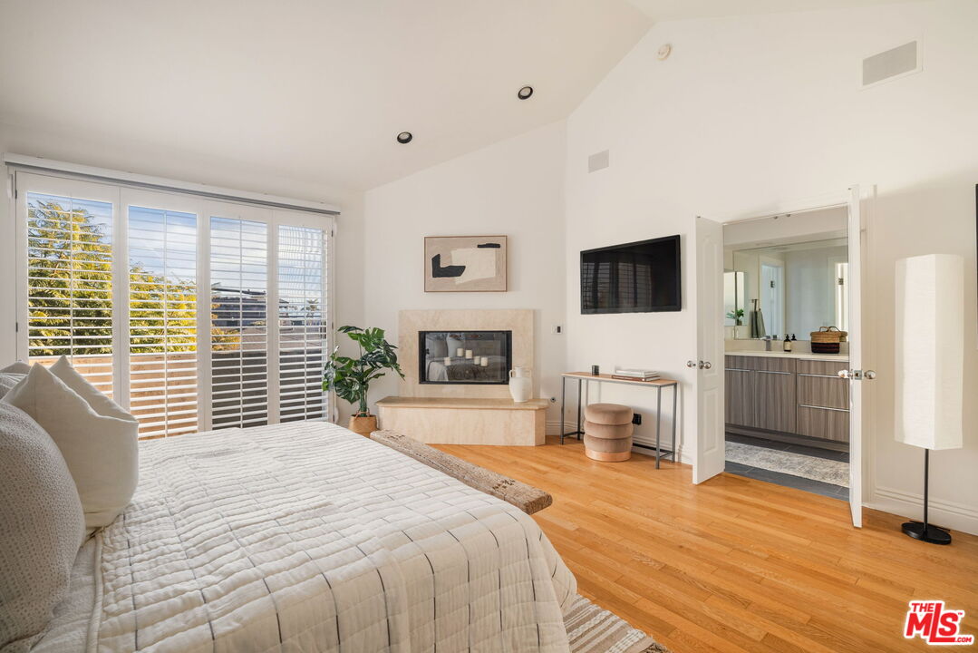 11635 Missouri Ave Unit: 3