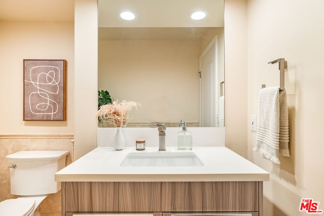 11635 Missouri Ave Unit: 3