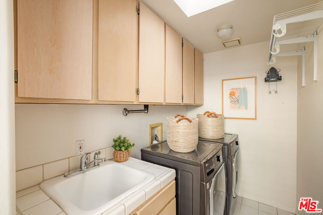 11635 Missouri Ave Unit: 3