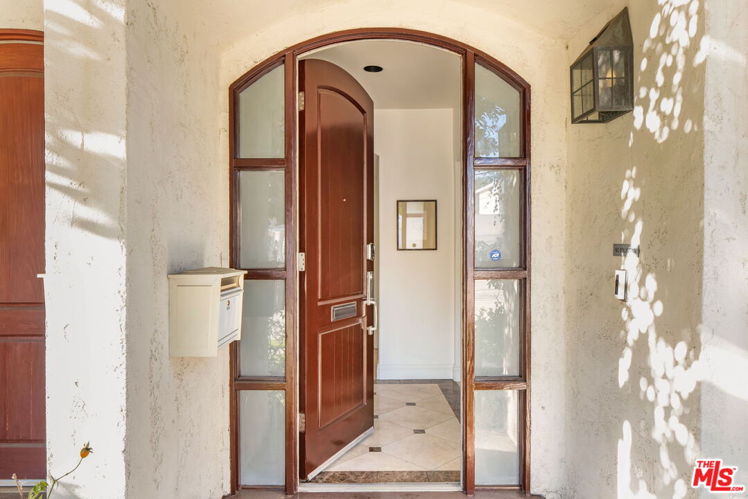 11635 Missouri Ave Unit: 3