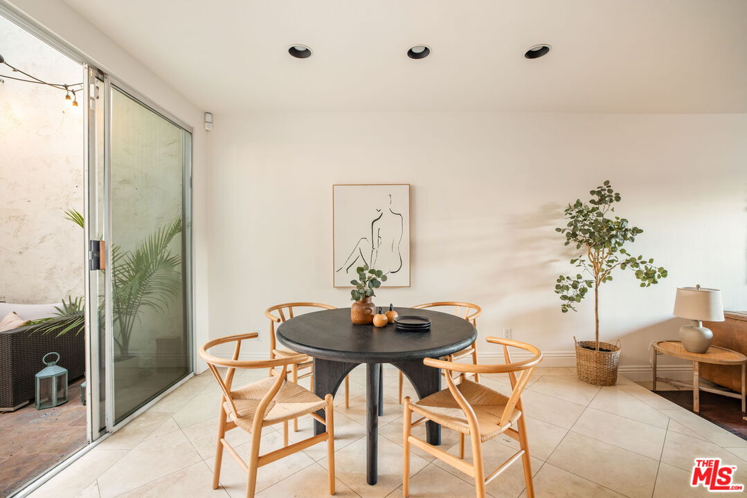 11635 Missouri Ave Unit: 3