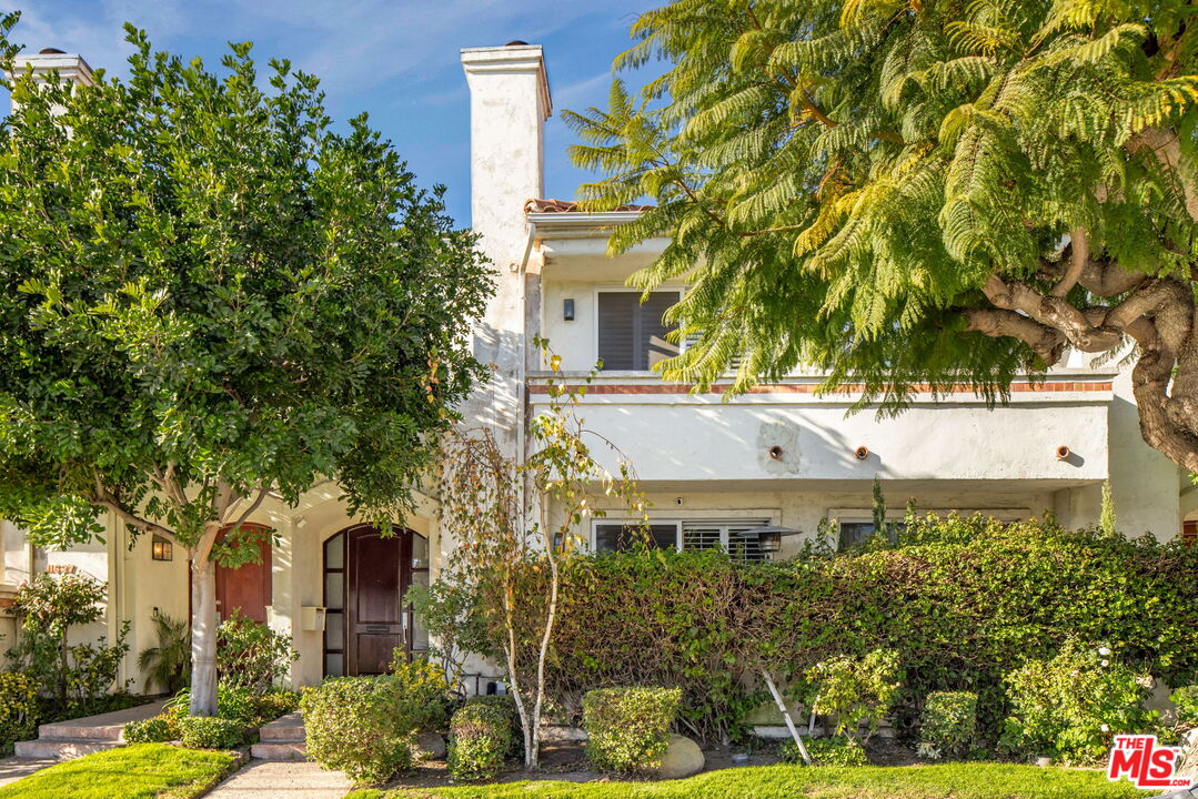 11635 Missouri Ave Unit: 3