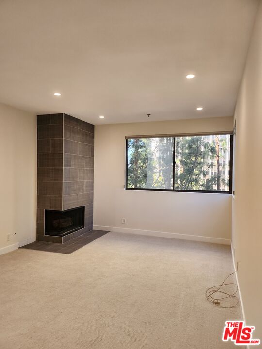 2122 Century Park Ln Unit: 213