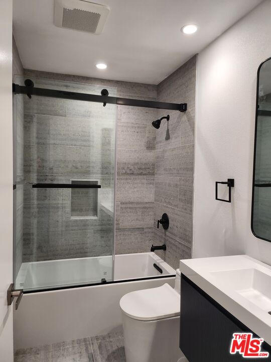 2122 Century Park Ln Unit: 213