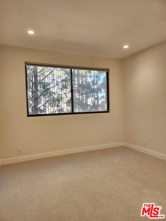 2122 Century Park Ln Unit: 213