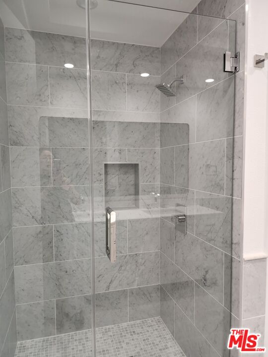 2122 Century Park Ln Unit: 213