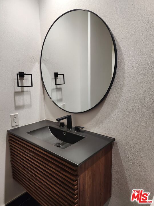 2122 Century Park Ln Unit: 213