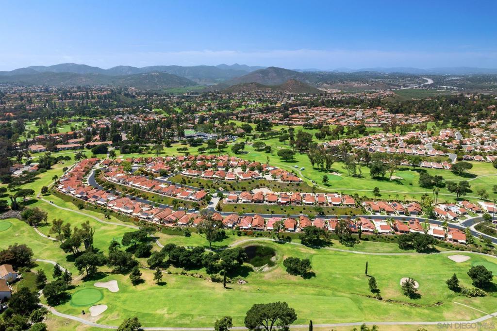 17446 Plaza Animado 121