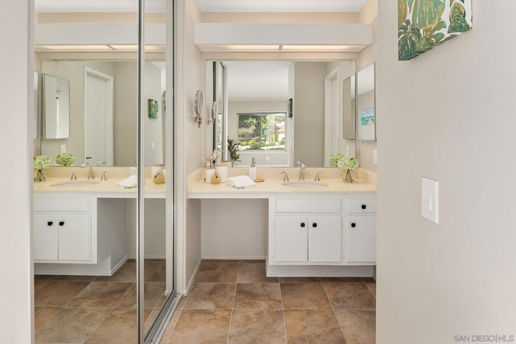 17446 Plaza Animado 121