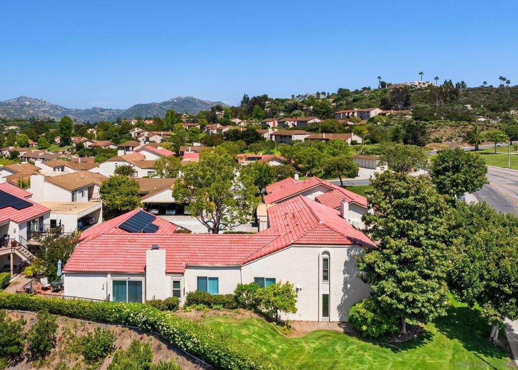 17446 Plaza Animado 121