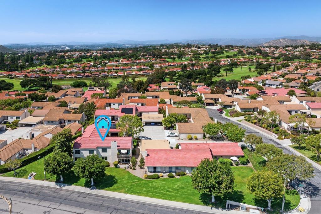 17446 Plaza Animado 121