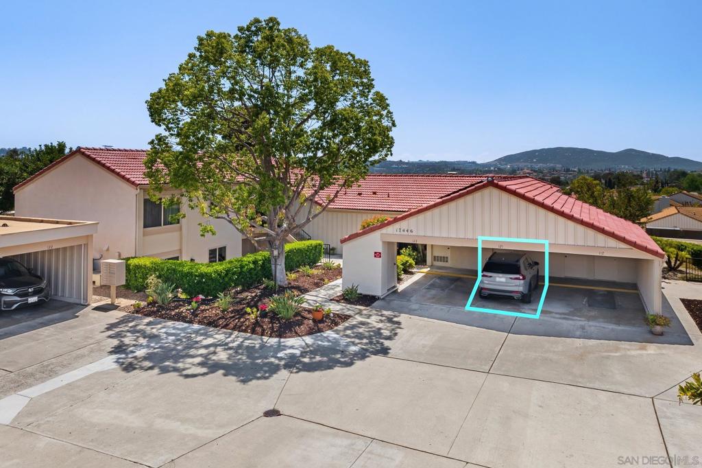 17446 Plaza Animado 121