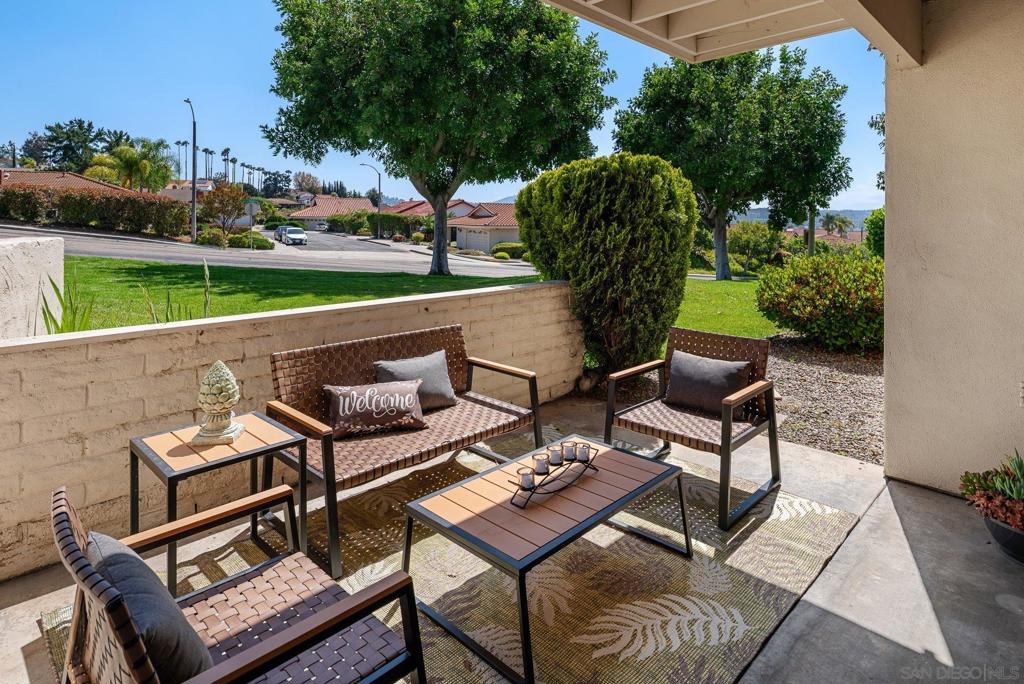 17446 Plaza Animado 121