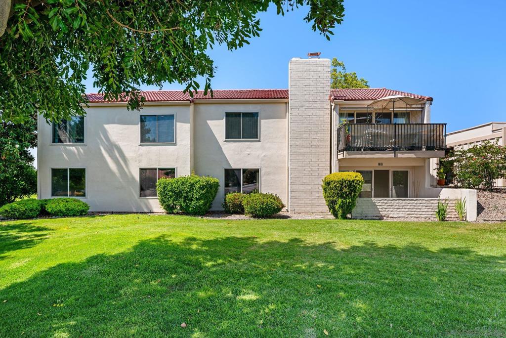 17446 Plaza Animado 121