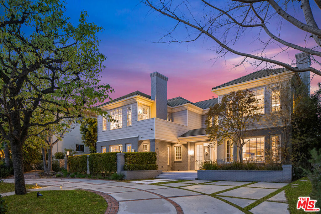 720 N Crescent Drive