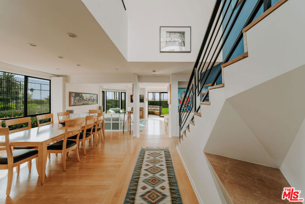 23 Sea Colony Drive