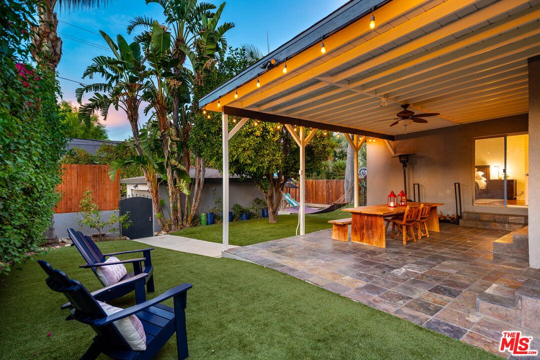 22157 Avenue San Luis