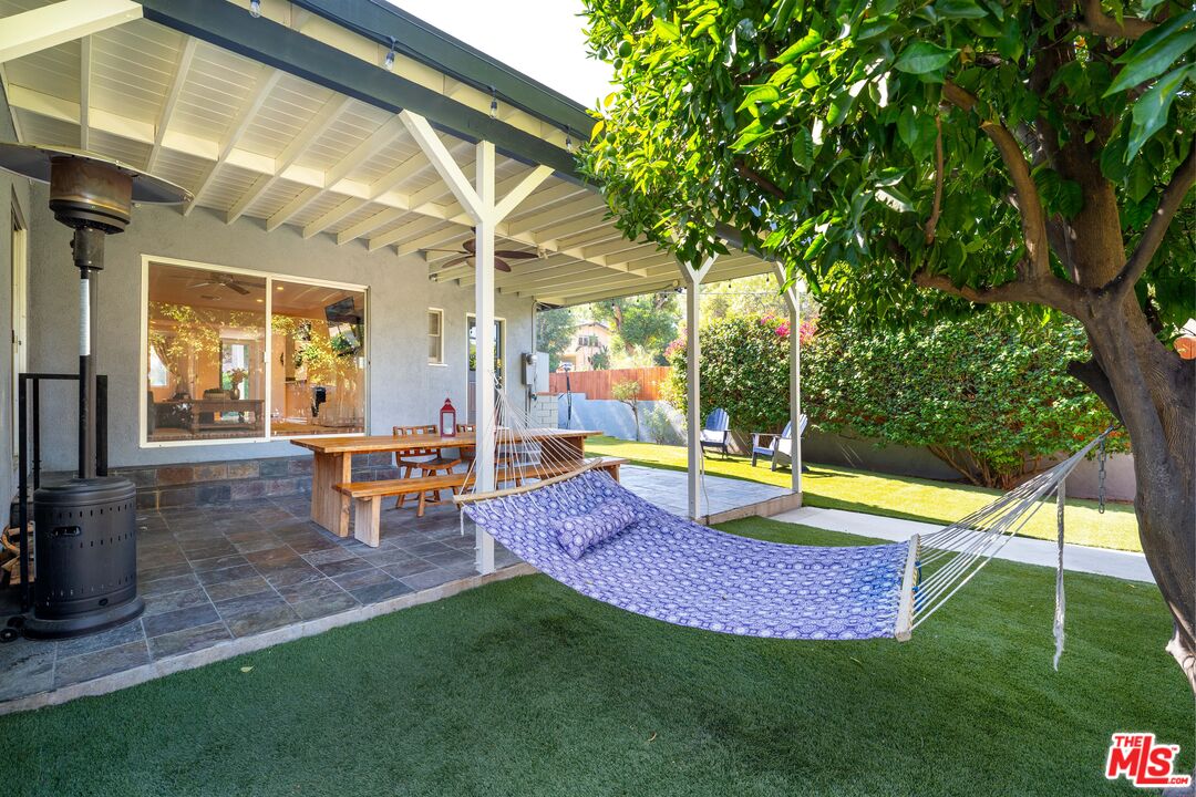 22157 Avenue San Luis