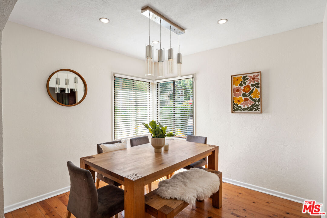 22157 Avenue San Luis