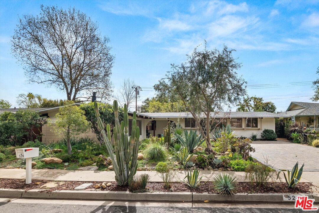 529 White Oak Cir