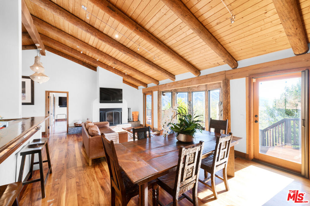 1738 1/4 Topanga Skyline Drive