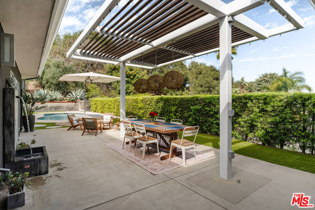3551 Royal Woods Drive