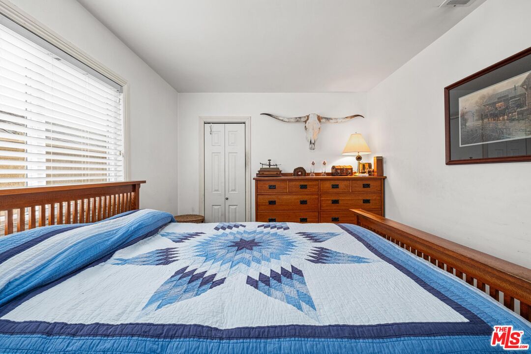 1306 Carmelita Ave